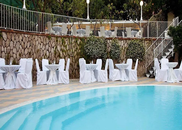 מלון Capri (adults Only) סורנטו